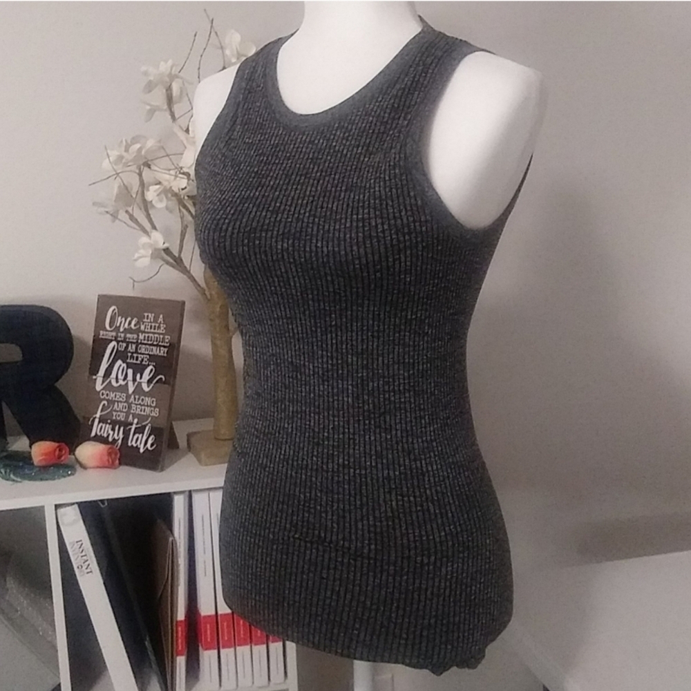 Athleta Racerback bodycon grey tank